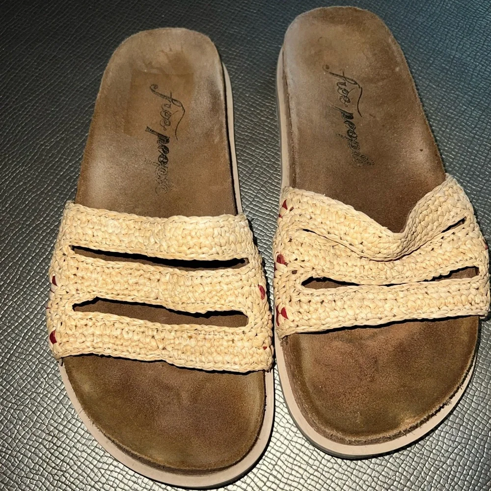 Free People Sandals Crete Red Macrame Footbed Sandal Slides size 36 - Picture 3 of 5